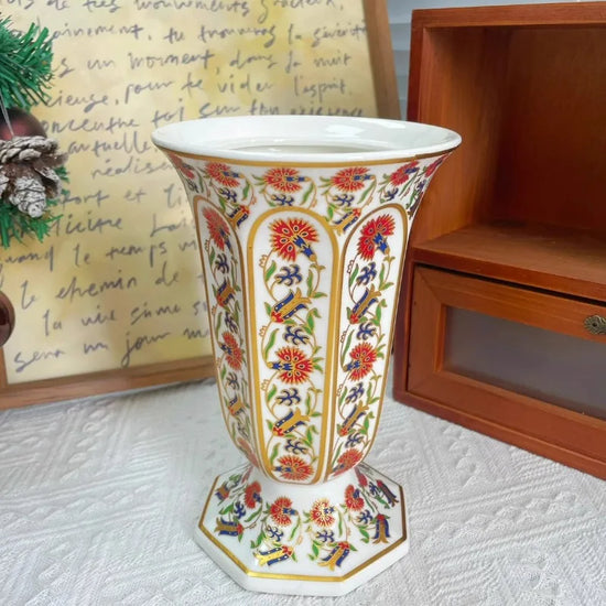 Ceramics Vase Elegant Porcelain Vases Modern Aesthetic Small Flower Bottle Luxury Decorative Vases Interior Desk Decorations