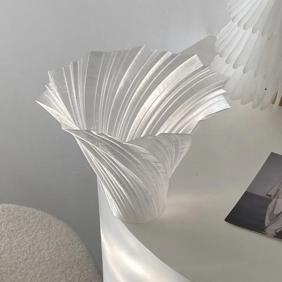 Aesthetic Vases Home Decorative Dried Flower Vases Luxury 3D Print Vases Multifunctional Center Dining Table Accessories